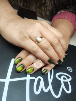 Cats eye over a black base 👌