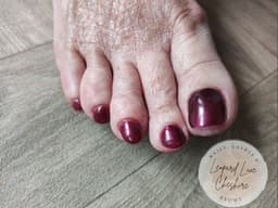 Plum Pedicure