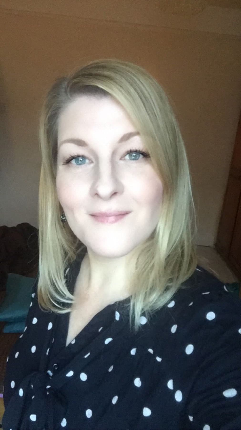 **Debbie - Receptionist** 
Debbie has been working with established wellbeing health centres for a number of years throughout East Sussex following their protocol but always offering more , not always seen for her efforts. 
So we are glad she has found The Grand Portal to be welcoming to all our clients, crew her work and efforts are already being noticed.