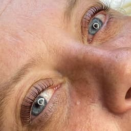 Korean lash lift