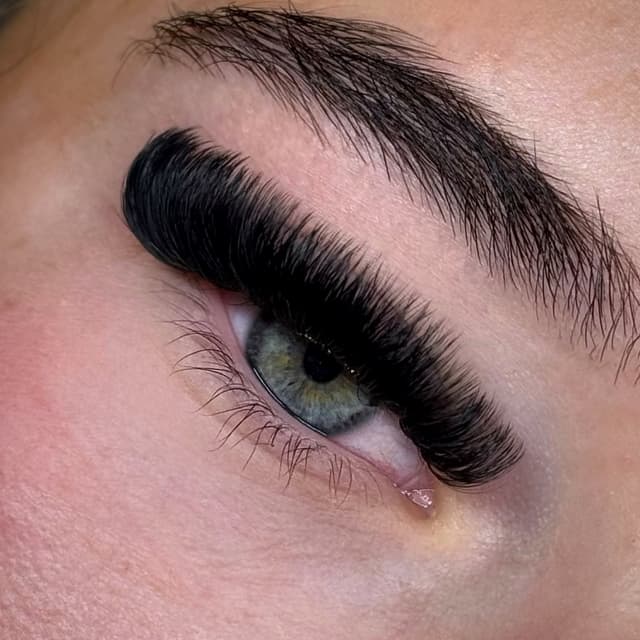 Russian Lashes