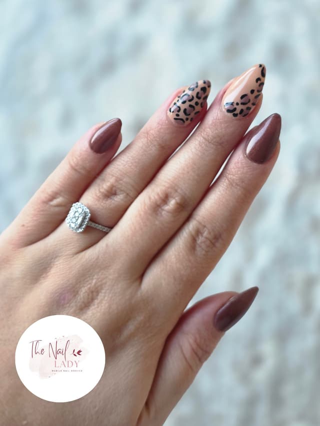 Leopard Print Full Coverage Tips