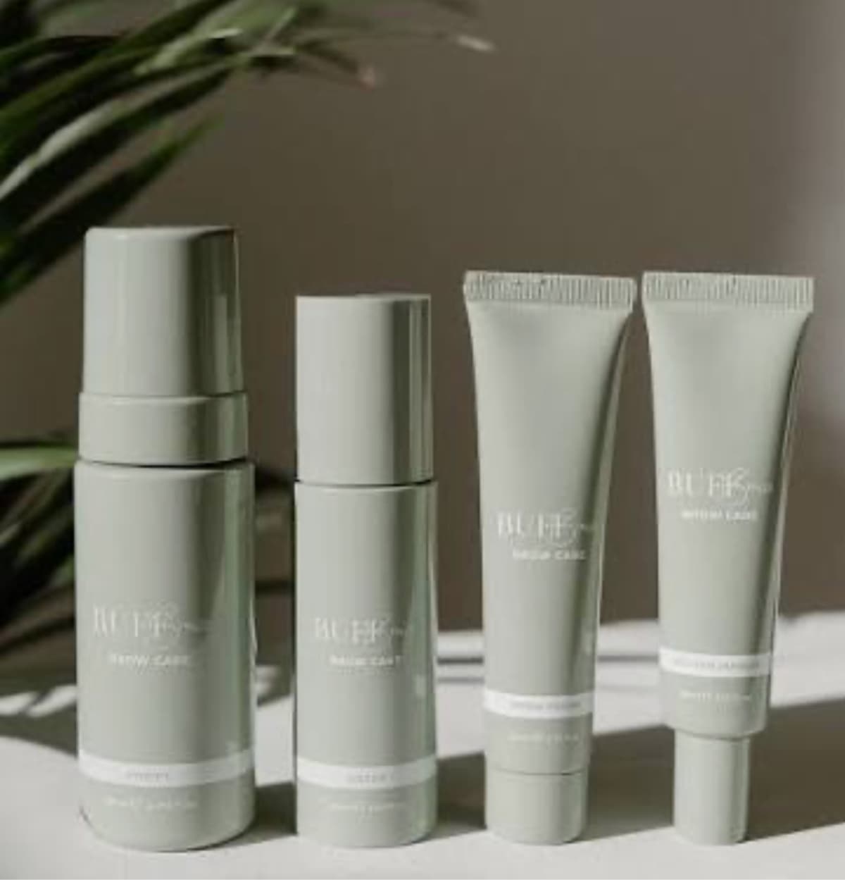 Lash tint & Brow care kit
An absolute staple in my kit! The Lash tint gives rich even colour, and the brow prep leaves the skin perfectly clean and ready for any treatment.