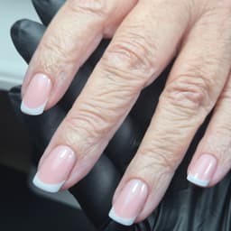Builder Gel French Mani