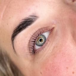 Korean lash lift