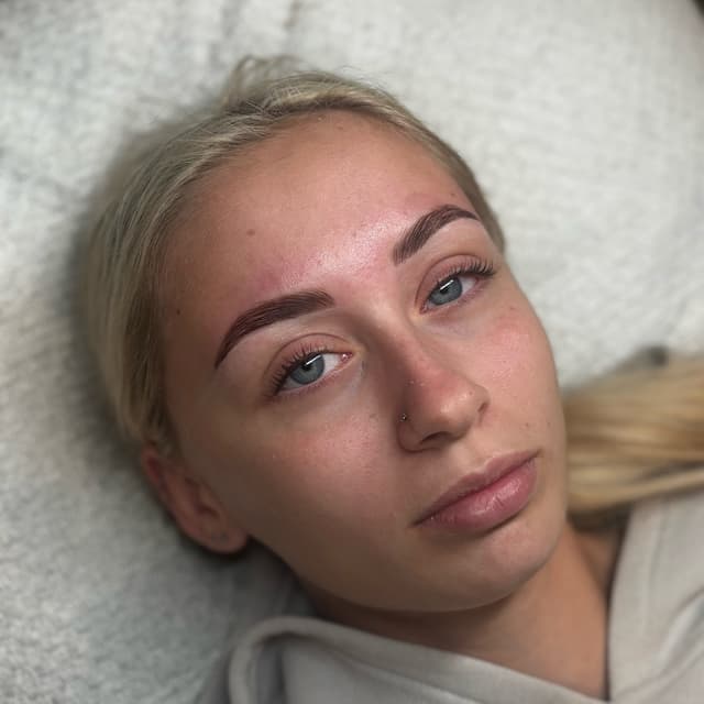 Brow lamination wax and tint 🤍