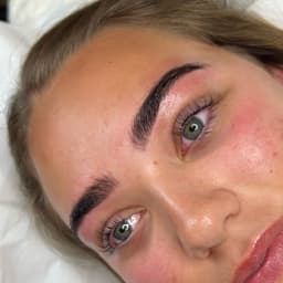 Lash lift & hybrid tint/wax