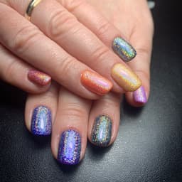 Chrome nails