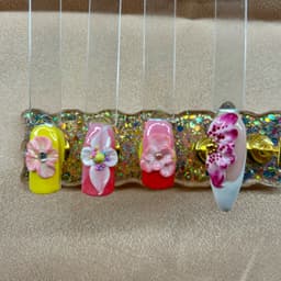 🌸Handcrafted 3D gel flower design 🌸