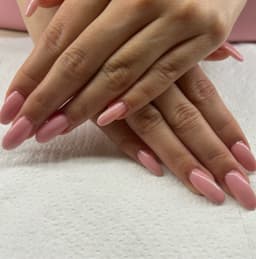 Beautiful BIAB infill 💅 Two weeks growth,still looking perfect! Refilled and refreshed for a smooth, glossy finish 🌸