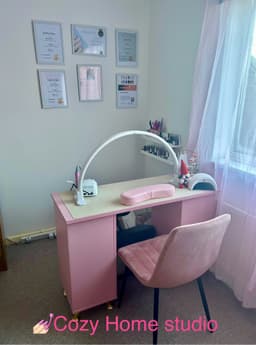 My cozy Brighton home studio 🥰