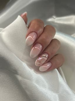 Not loud,just elegant 🤍