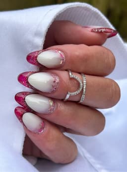 Milky white and red glitter tips✨/premium french