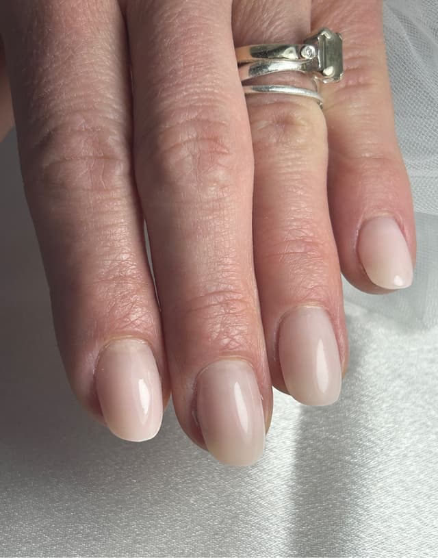 Beautiful milky nude nails🤍