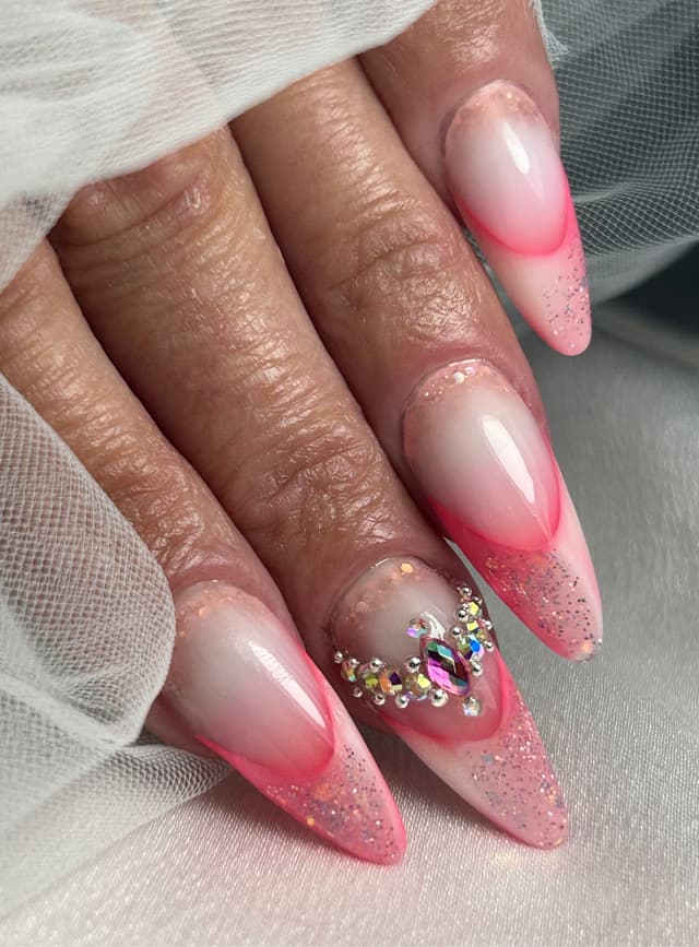 Sculpted glitter ombre french