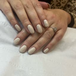 BIAB Nails Infill