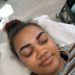 Signature Brows - Hybrid stain