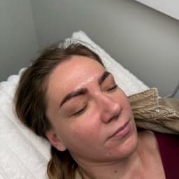 Signature Sculpted Brow