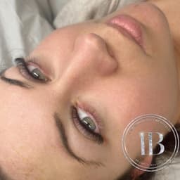 Volume Lash Extensions