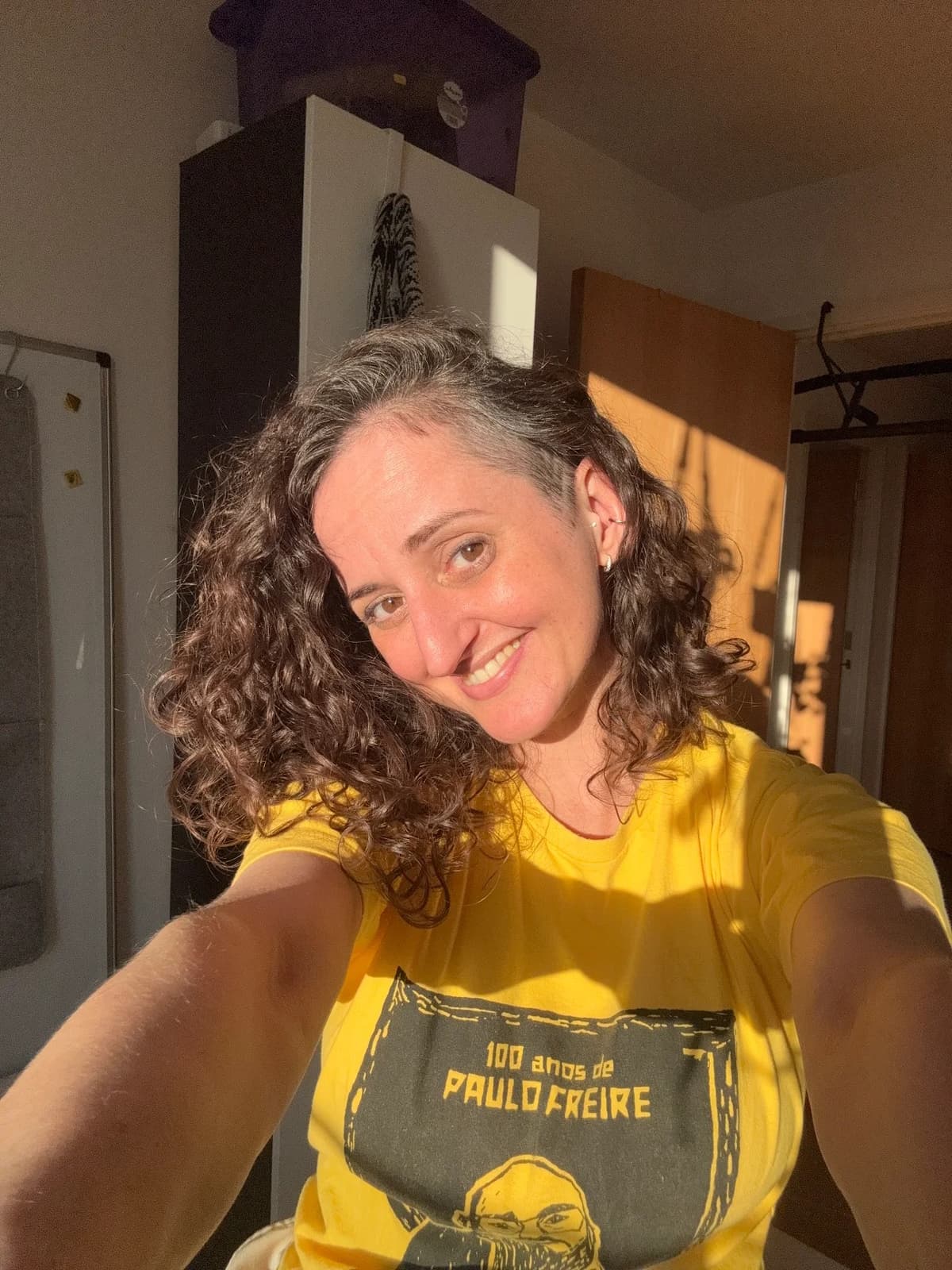 About Alire
At the heart of my work is a quiet obsession with detail, structure, and nail health. Based in Forest Gate, East London, I bring over two decades of professional experience to a practice that is as much about care as it is about beauty. I specialise in Russian manicure and pedicure techniques, BIAB, hard gel and polygel structure, and refined, bespoke nail art — treatments designed not only to look flawless on the day, but to grow out elegantly and protect the integrity of your natural nails.
My approach is slow, intentional, and highly meticulous. Clean cuticles, perfectly balanced structure, and a seamless finish are the signatures of my work. Every set is tailored to the individual — your lifestyle, your nail condition, your personal aesthetic — resulting in nails that feel as effortless as they look.
Before nails, I spent over twenty years in hospitality, and that legacy of care shapes every appointment. This is a calm, welcoming space where you are encouraged to pause, unwind, and be looked after. Thoughtful details, gentle conversation, refreshments, and an unhurried atmosphere are all part of the experience.
This studio is proudly inclusive — a safe space for all identities, bodies, and expressions. Here, beauty is not about perfection or trends, but about feeling seen, comfortable, and confident in your own hands.
To sit in my chair is to choose time, precision, and intention — and to leave with nails that are strong, elegant, and quietly transformative.
With love,
Alire (she/her) ♡