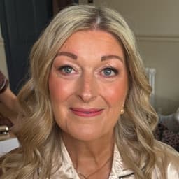 Mother of the bride makeup