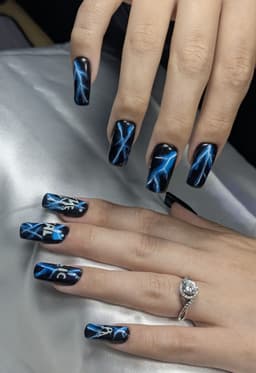 Metallica Xtensions - Nail inspo!
