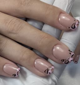 Soft frenchies with leopard print 🐾