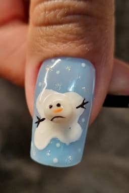 3D nail art - Melting snowman ☃️