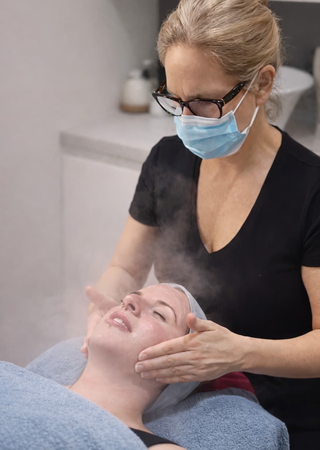 • Skin that feels thinner or less firm
• Lines that seem more visible in certain lighting
• Makeup that doesn’t sit the same
• Products that used to work… but now don’t
• A loss of glow you can’t quite explain
These changes are common after 40 — especially through peri- and menopause.
They’re not “just ageing.” They’re structural shifts in how your skin functions. And they can be supported.