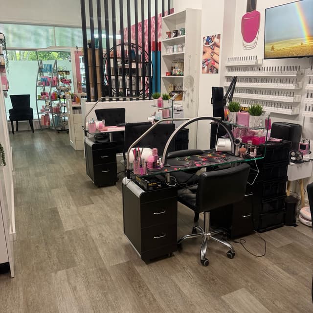 Polish’d Nails & Beauty