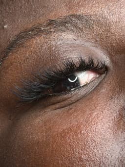 Feathered (Wispy Couture) lash set in Kitten style