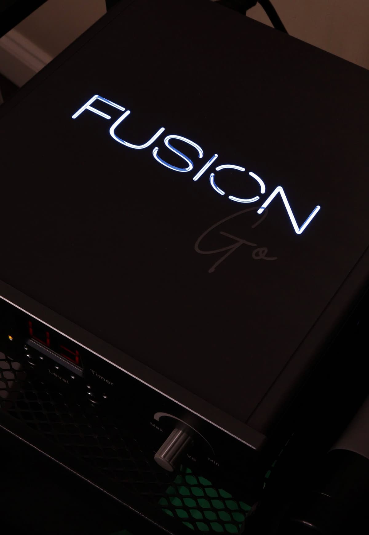 **THE HONEST BIT**
*plasma is not a quick fix.* 
*It requires: commitment, proper aftercare, understanding of the healing process.*
*But in return? **real skin change, not just surface glow.***
Plasma works with your biology, not against it. It rebuilds stronger, tighter, healthier skin from the inside out.
RSVP. your consultation.