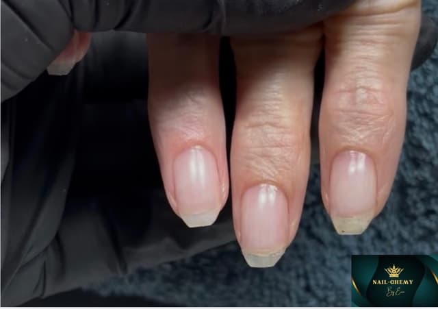 Nothing but healthy nails here