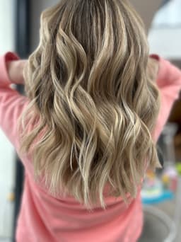 Lived in Balayage with waves to finish