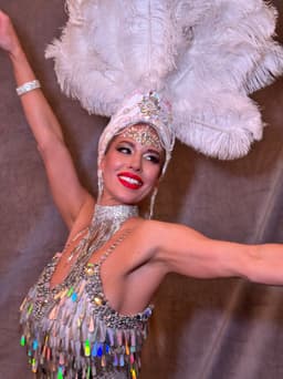 Super glam look for dancers