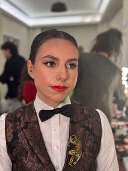 Super glam for the Annabelle’s staff