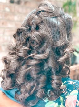 Curly Blowdry