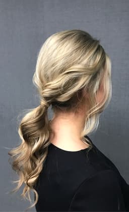 Up do (Ponytail)