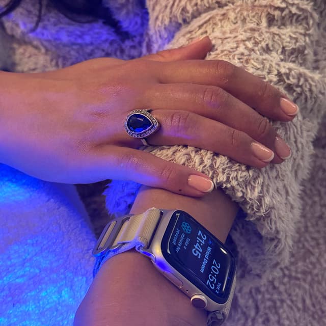 French Biab manicure