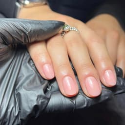 BIAB Manicure
