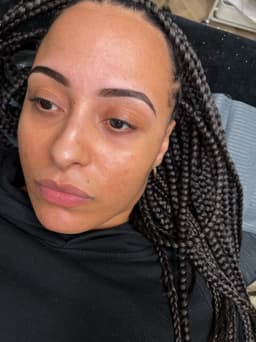 Signature Hybrid Brows