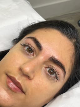 Brow Lamination and Hybrid Tint