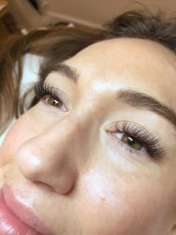 Hybrid Eyelash Extensions