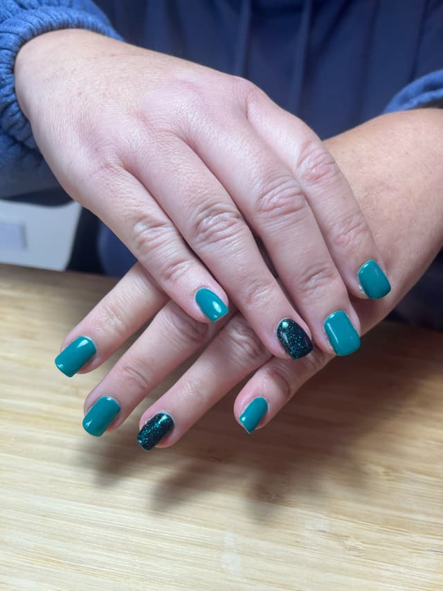 Hard gel manicure
