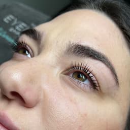 Lash lift & tint