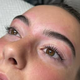 Lash lift & tint