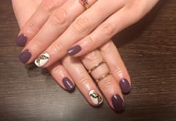 Gel manicure