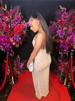 Express tan washed off