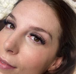 WISPY HYBRID LASHES