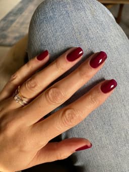 Bio sculpture Signature Manicure